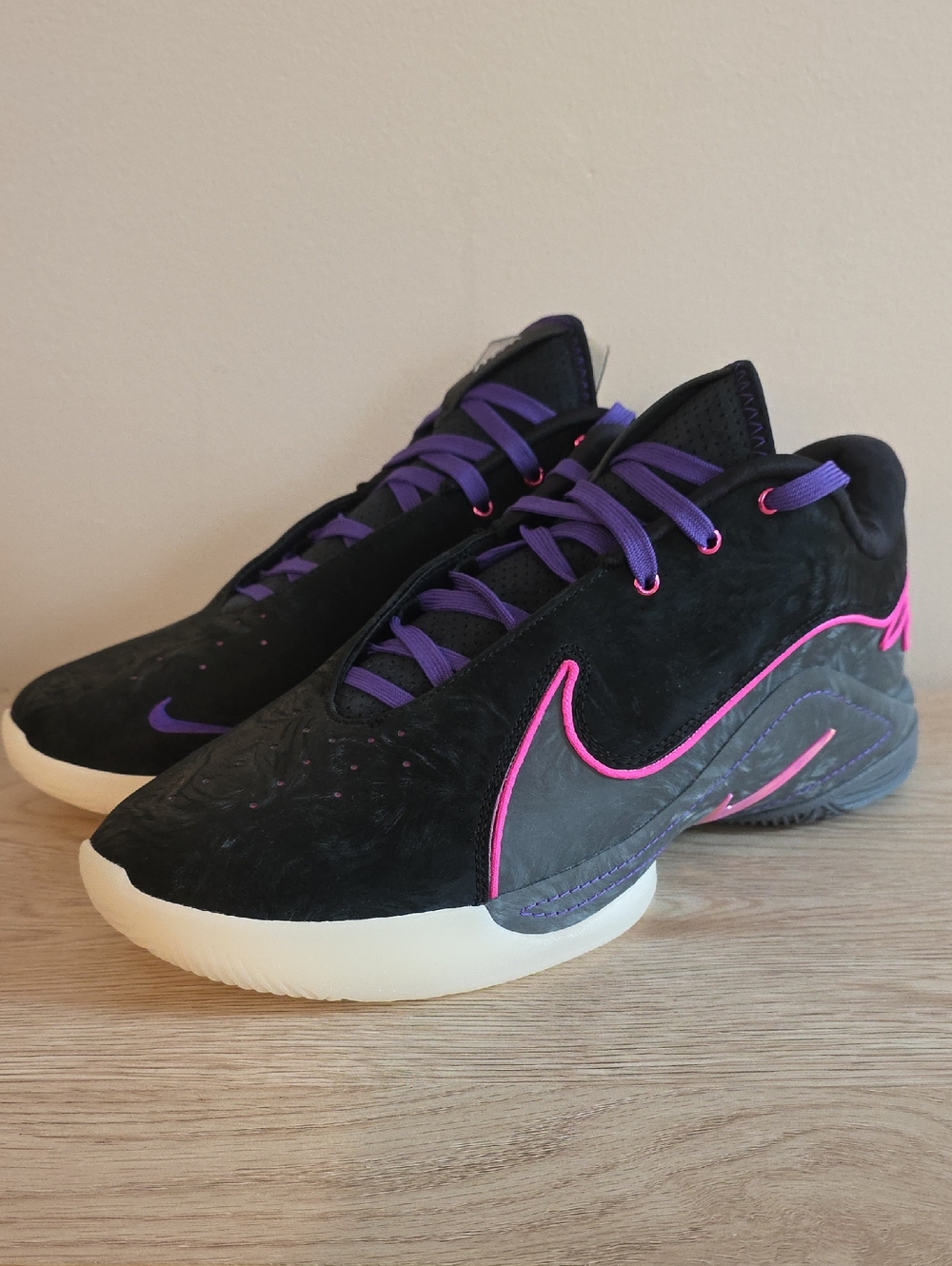 NEW Nike LeBron 22 XXII Black Grey Blacklight